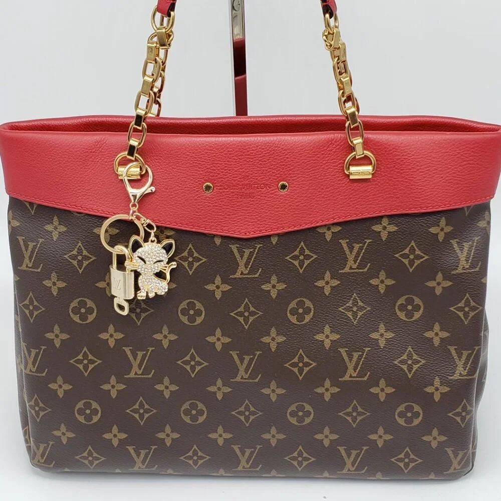 Louis Vuitton Gold Padlock Key 🔒 Authentic LV Charm + Unbranded Cat Keychain